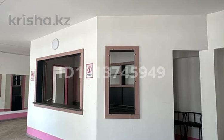 Свободное назначение · 15 м² за 50 000 ₸ в Шымкенте, Аль-Фарабийский р-н — фото 2