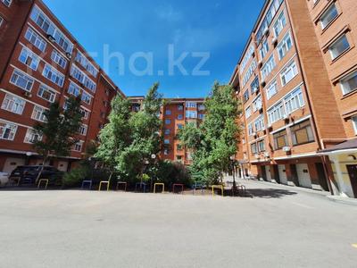2-бөлмелі пәтер · 86 м² · 5/7 қабат, пр.Н.Назарбаева, бағасы: 38.5 млн ₸ в Уральске