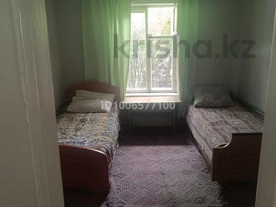Отдельный дом · 3 комнаты · 44 м² · 6 сот., мкр Коккайнар, Мкр Коккайнар Мамбетова 147 за 100 000 ₸ в Алматы, Алатауский р-н
