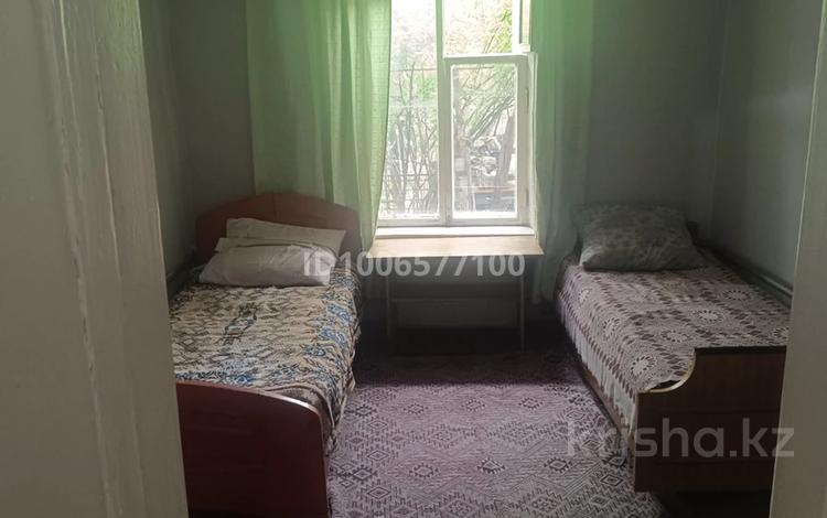 Отдельный дом · 3 комнаты · 44 м² · 6 сот., мкр Коккайнар, Мкр Коккайнар Мамбетова 147 за 100 000 ₸ в Алматы, Алатауский р-н — фото 2