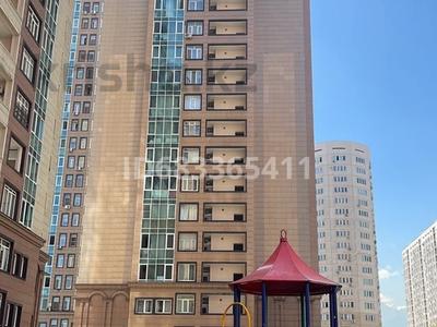 1-комнатная квартира, 56 м², 5 этаж помесячно, Брусиловского 163 за 250 000 〒 в Алматы, Алмалинский р-н