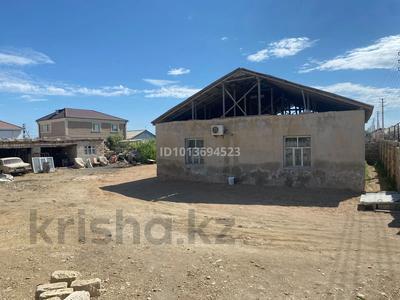 Дача · 3 комнаты · 220 м² · 8 сот., Темір қазық 197 — Татяна жолдың бойы бірінші үй за 7.5 млн ₸ в Атамекене