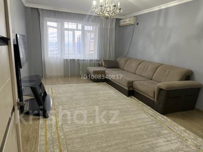 2-комнатная квартира · 75 м² · 6/9 этаж, мкр. Алмагуль, Алмагул 1 за 13 000 〒 в Атырау