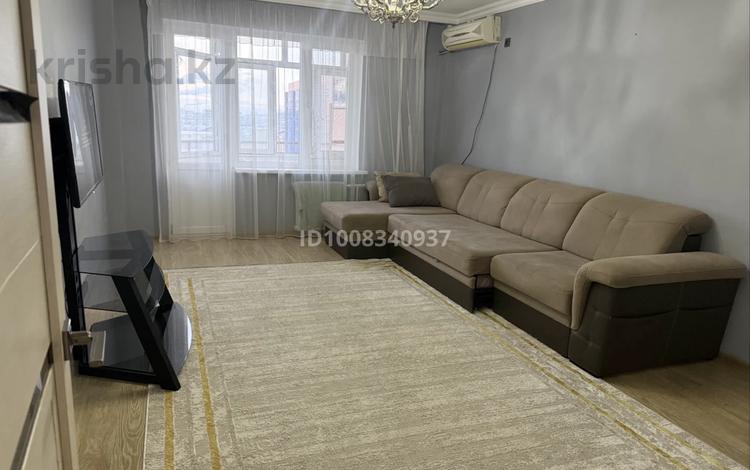 2-комнатная квартира · 75 м² · 6/9 этаж, мкр. Алмагуль, Алмагул 1 за 13 000 ₸ в Атырау — фото 2