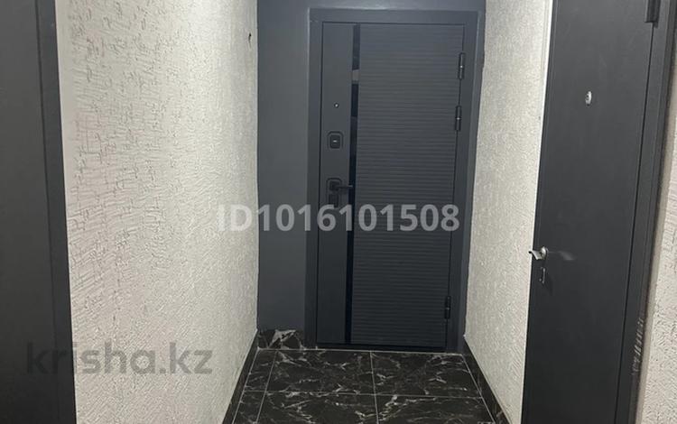 1-комнатная квартира · 37.6 м² · 2/5 этаж, мкр Аулие-Ата, Мкр Каратау за 10.8 млн ₸ в Таразе — фото 2