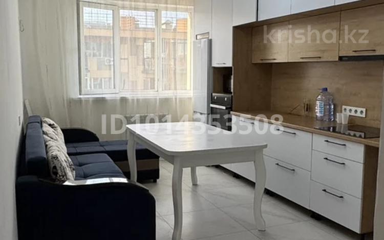 1-бөлмелі пәтер · 53 м² · 4/5 қабат, Думан-2 ш/а. 27, бағасы: 280 000 ₸ в Алматы, Медеуский р-н — фото 2
