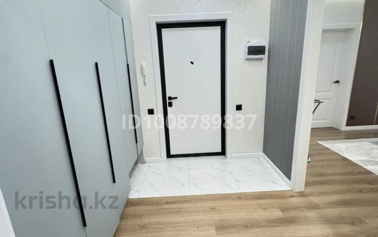 3-комнатная квартира · 80 м² · 9/9 этаж, Е 652 18 за 55 млн 〒 в Астане, Есильский р-н — фото 2