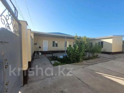 Отдельный дом • 6 комнат • 200 м² • 14 сот., Кызылжар 6 — Ахмет би за 27 млн 〒 в Сарыагаш