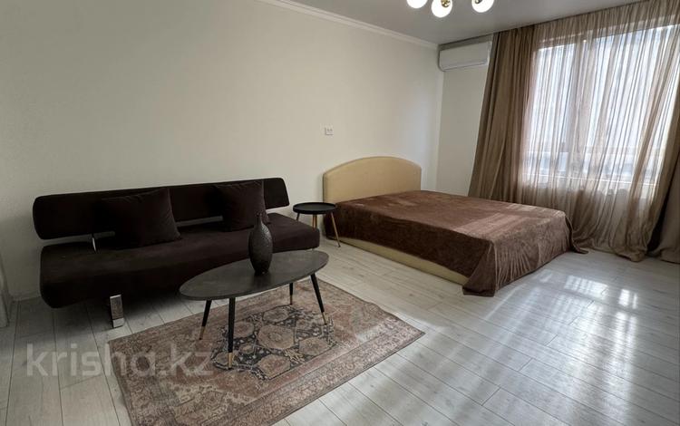 1-комнатная квартира · 42 м² · 10/12 этаж, Торекулова 91 — Сейфуллина за 320 000 ₸ в Алматы, Алмалинский р-н — фото 14