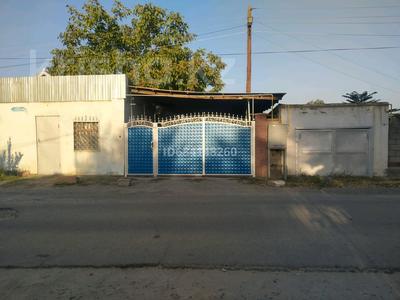 Отдельный дом • 4 комнаты • 80 м² • 10 сот., Олжабаева 4 за 33 млн 〒 в Таразе