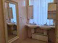 6-комнатная квартира · 238 м² · 2/4 этаж, Сарыкенгир за 160 млн ₸ в Астане, Алматы р-н — фото 11