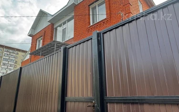 Отдельный дом · 5 комнат · 415.8 м² · 10.29 сот., Военный городок за 145 млн 〒 в Костанае — фото 23