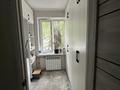 3-бөлмелі пәтер · 60 м² · 2/5 қабат, Самал-3 ш/а., Достык 103/11 — Кажмухана, бағасы: 68 млн ₸ в Алматы, Медеуский р-н — фото 9