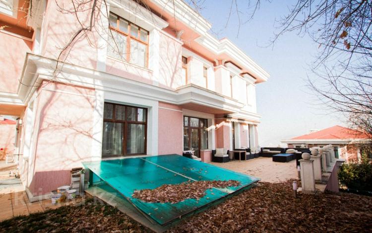Отдельный дом • 7 комнат • 700 м² • 10 сот., Жамакаева 256А за 550 млн 〒 в Алматы, Медеуский р-н — фото 2