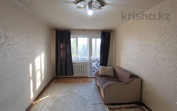 1-комнатная квартира · 32 м² · 2/5 этаж, Майкудук, 14й микрорайон за 6.8 млн ₸ в Караганде, Алихана Бокейханова р-н — фото 2