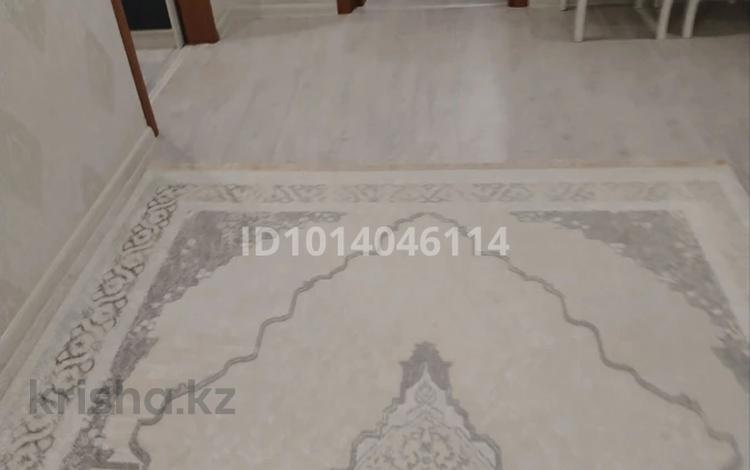 2-бөлмелі пәтер · 45 м² · 5/5 қабат, Урдинская 2/1, бағасы: 14 млн ₸ в Уральске — фото 2
