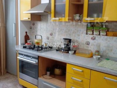 2-комнатная квартира · 63 м² · 2/3 этаж, Азаттык 15 за 35 млн ₸ в Атырау