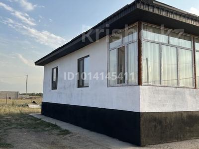 Отдельный дом · 3 комнаты · 100 м² · 12 сот., Шабалова — Магазин Ереке за 34.5 млн ₸ в Ельтае