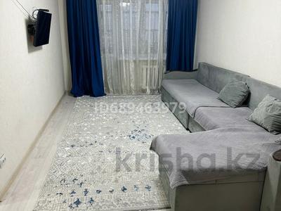 2-комнатная квартира, 50 м², 3/5 этаж посуточно, Камзина 12 — Баянтау за 10 000 〒 в Павлодаре