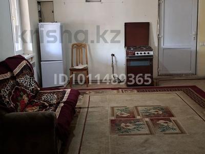 Отдельный дом · 3 комнаты · 100 м² · 6 сот., Центральная 109 А — 19 км за 120 000 〒 в Батане