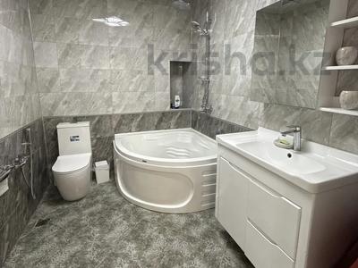 2-комнатная квартира · 52 м² · 2/5 этаж, мкр Михайловка , Крылова 60 — Онкология, Sanad, Divera, Парк за 20 000 ₸ в Караганде, Казыбек би р-н