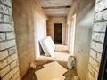 2-комнатная квартира · 80.8 м² · 1/9 этаж, мкр Северо-Восток, Оракбаева 1В — Школа №23 за 31.5 млн ₸ в Уральске — фото 2