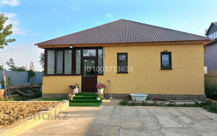 Отдельный дом · 5 комнат · 120 м² · 120 сот., мкр Строитель — Сзади ресторана Европа за 27 млн ₸ в Уральске — фото 2