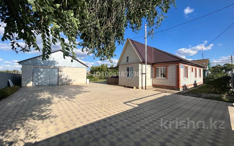 Отдельный дом · 4 комнаты · 120 м² · 12 сот., Школьная 38 — Возле русской школы за 38 млн ₸ в Подстепном — фото 2