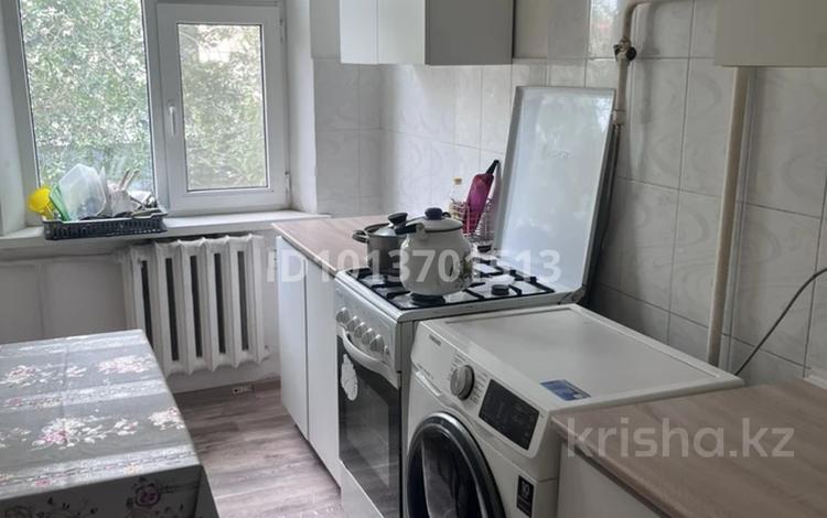 4-комнатная квартира · 59 м² · 2/5 этаж, мкр Центральный, Махамбета Утемисова 114А за 180 000 ₸ в Атырау — фото 9