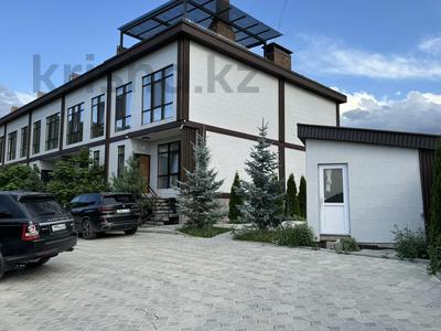 Часть дома · 6 комнат · 220 м² · 15 сот., мкр Кольсай, МТФ 19 за 147 млн ₸ в Алматы, Медеуский р-н