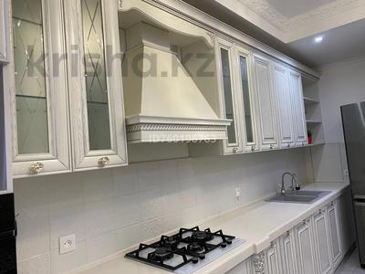 2-комнатная квартира · 80 м² · 3/9 этаж, мкр Центральный, Валиханова 13б — Валиханова за 45 млн 〒 в Атырау