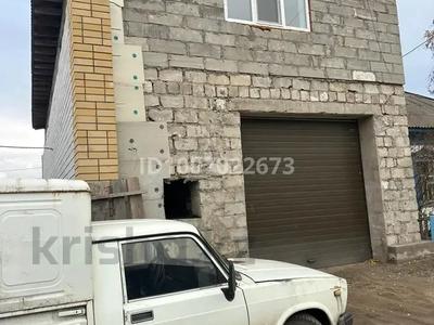 Отдельный дом · 4 комнаты · 200.7 м² · 5 сот., Иртышская 76 за 48 млн 〒 в Павлодаре