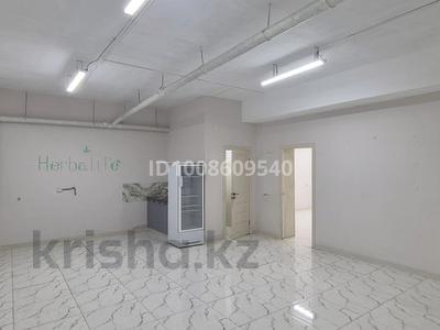 Свободное назначение, офисы, магазины и бутики, склады, салоны красоты, фитнес и спорт, медцентры и аптеки, образование, развлечения, конференц-залы, кабинеты и рабочие места, студии · 80 м² за 160 000 ₸ в Актау, 38-й мкр
