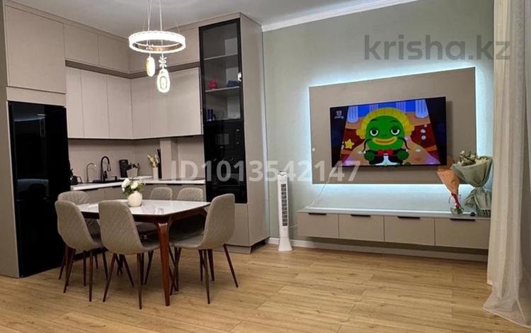 3-бөлмелі пәтер · 80 м² · 4/6 қабат, Жаңа қала ш/а., Ермекова 102/1 — Ермекова 102/1, бағасы: 36.5 млн ₸ в Караганде, Казыбек би р-н — фото 2