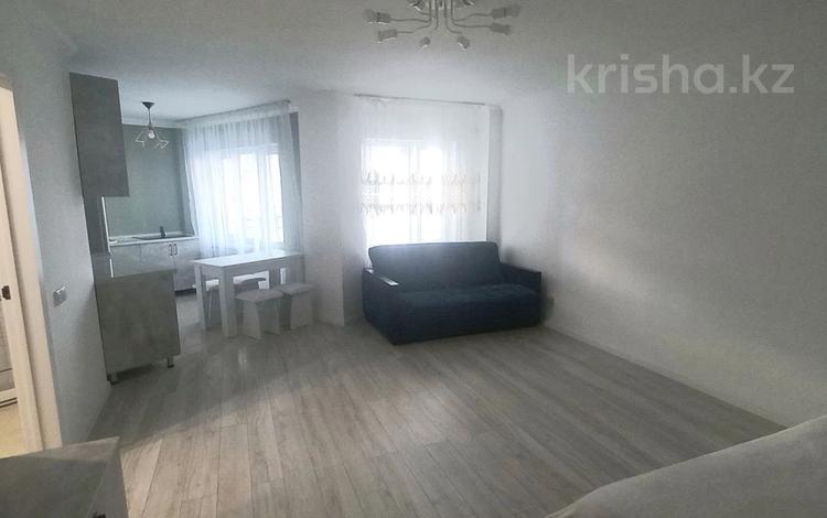 1-комнатная квартира · 42 м² · 10/24 этаж, Ашимова за 18.5 млн ₸ в Караганде, Казыбек би р-н — фото 2