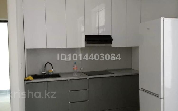 1-комнатная квартира · 49 м² · 1/3 этаж, 160 квартал 17 за 120 000 ₸ в Туркестане — фото 2