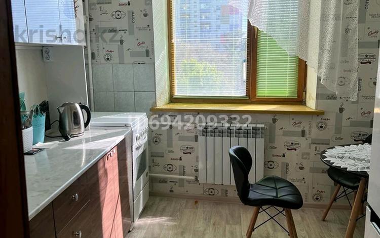 3-бөлмелі пәтер · 66 м² · 4/12 қабат, Абая 190/1, бағасы: 17.5 млн ₸ в Уральске — фото 2