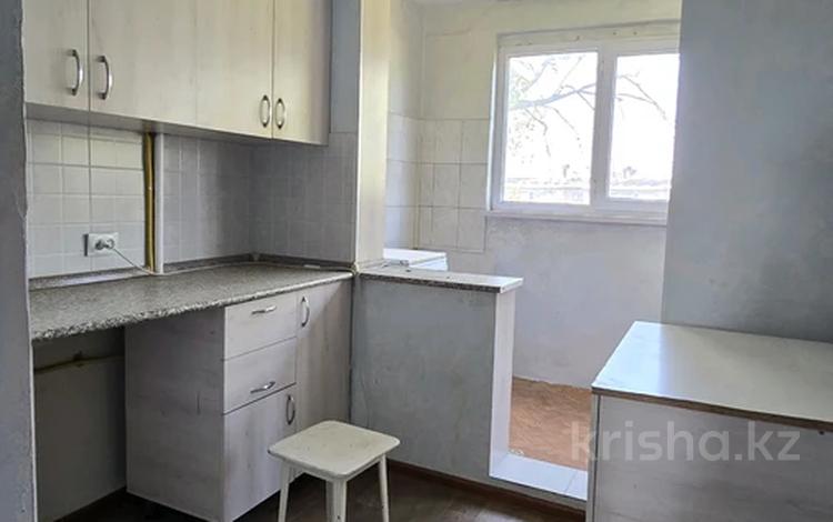 4-комнатная квартира · 82 м² · 4/5 этаж, 17 мкр 12А за 24 млн ₸ в Шымкенте — фото 2