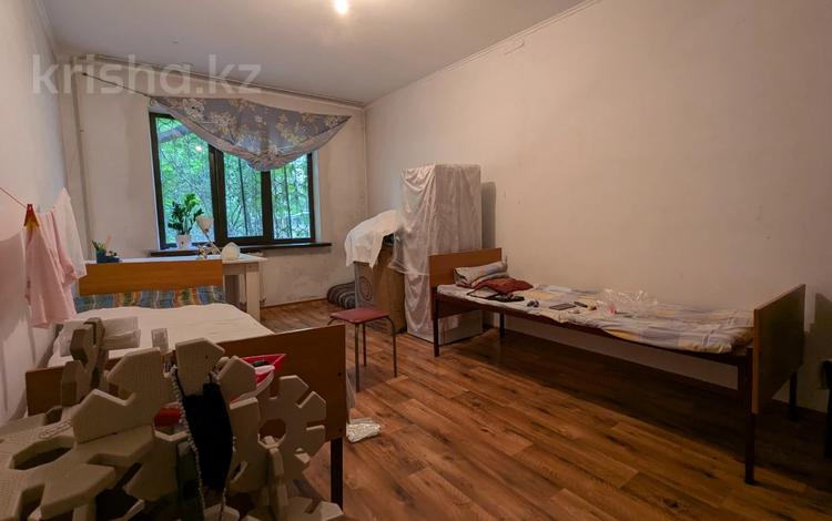 2-комнатная квартира · 52 м² · 1/5 этаж, мкр Аксай-4 за 32.5 млн ₸ в Алматы, Ауэзовский р-н — фото 4