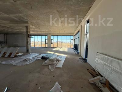 Свободное назначение, офисы, магазины и бутики, склады, общепит, салоны красоты, бани, гостиницы и зоны отдыха, медцентры и аптеки, образование, развлечения · 621 м² за 450 млн 〒 в Астане, Есильский р-н