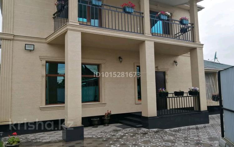 Отдельный дом · 4 комнаты · 200 м² · 4 сот., Райымбека за 105 млн ₸ в Абай — фото 2