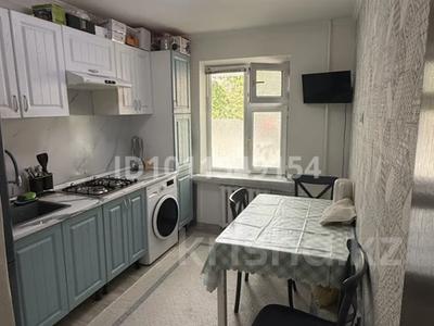 3-комнатная квартира · 62 м² · 1/5 этаж, 4 10 за 23 млн ₸ в Атырау, мкр Авангард-4