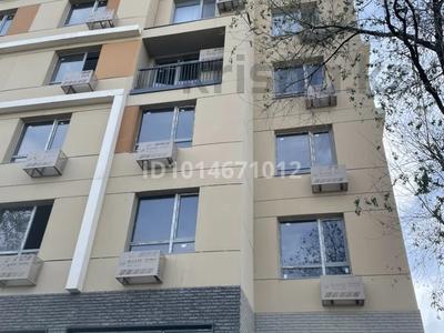 3-комнатная квартира · 84 м² · 4/14 этаж, Жандосова 94 за 56.5 млн ₸ в Алматы, Бостандыкский р-н