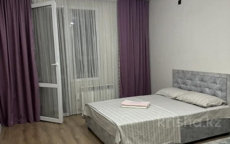 1-комнатная квартира · 52 м² · 10/12 этаж, мкр Шугыла 139/7 за 16 000 〒 в Алматы, Наурызбайский р-н — фото 2