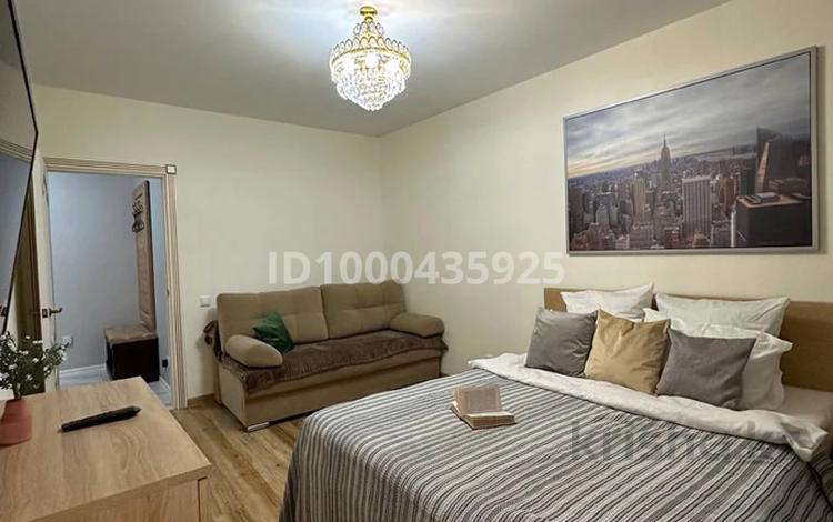 2-комнатная квартира · 46 м² · 3/5 этаж, Кайсенова 32 — Центр площадь за 15 000 ₸ в Усть-Каменогорске — фото 2