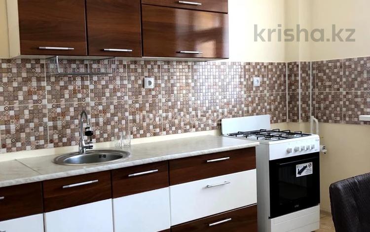 2-бөлмелі пәтер · 73 м² · 5/5 қабат, Шарипова 30а, бағасы: 26 млн ₸ в Атырау, мкр Жилгородок — фото 5