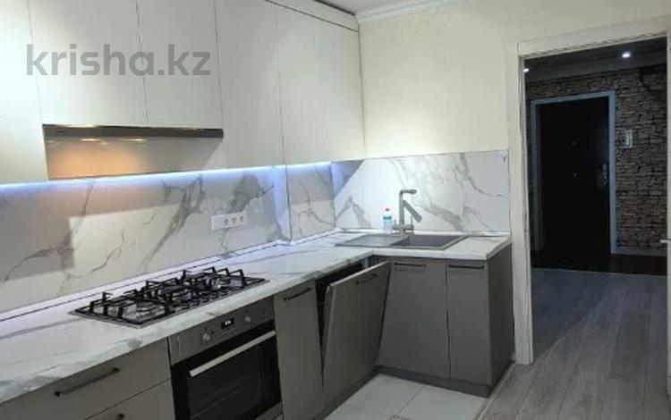 3-бөлмелі пәтер · 101 м² · 9/9 қабат, 12 ш/а., бағасы: 28 млн ₸ в Актобе, мкр 12 — фото 8