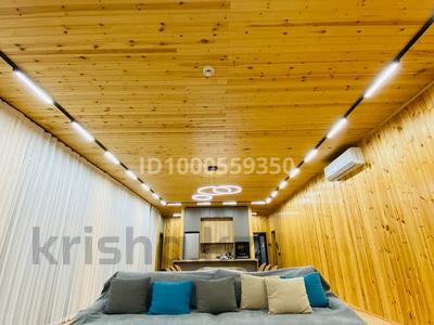 Дом · 4 комнаты · 270 м², мкр Кенсай, Мкр Родники 121 — Кенсай 1 за 160 000 〒 в Алматы, Медеуский р-н
