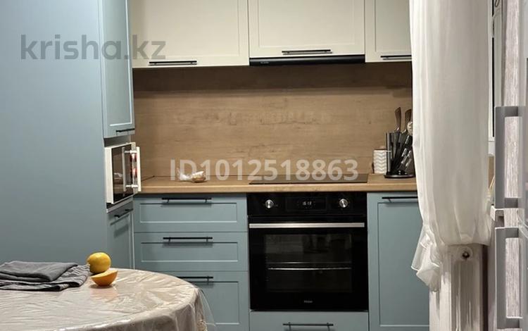 3-бөлмелі пәтер · 72 м² · 10/18 қабат, Сарайшык 5/1, бағасы: 35 млн ₸ в Астане, Есильский р-н — фото 2