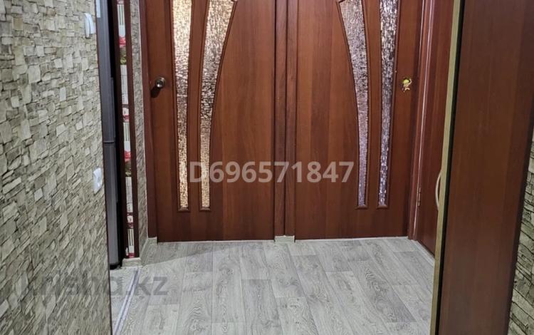 2-комнатная квартира · 52 м² · 1/7 этаж, 4-й мкр 4 за 13.5 млн ₸ в Актау — фото 4